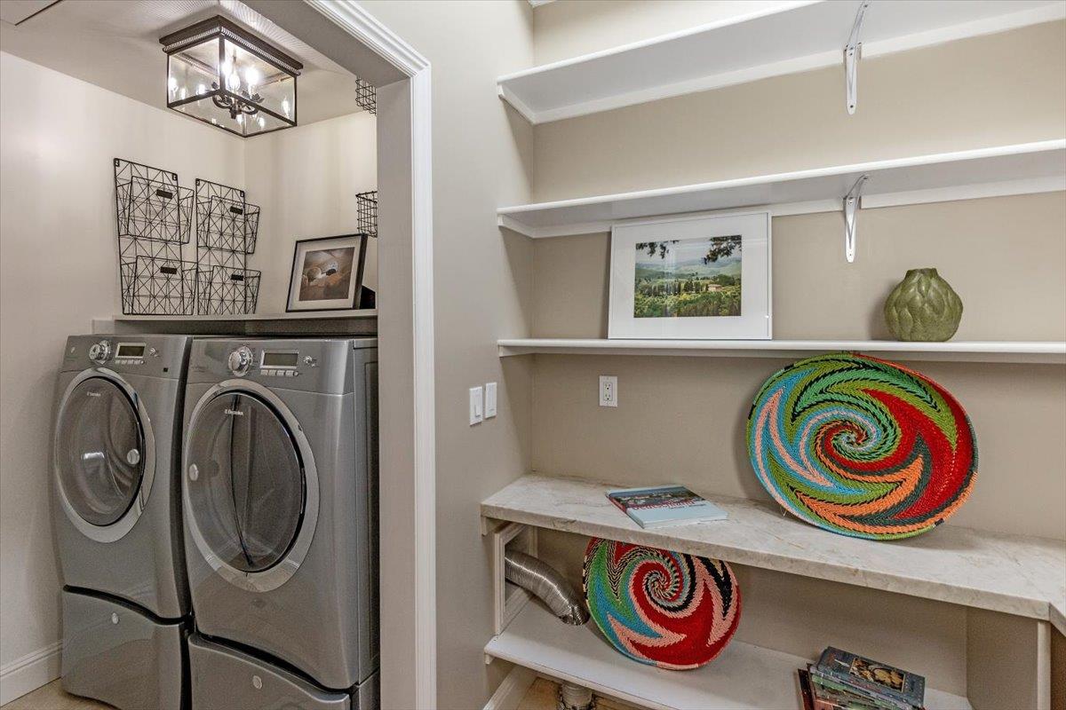 Detail Gallery Image 36 of 37 For 32 N El Monte Ave, Los Altos,  CA 94022 - 4 Beds | 3/1 Baths