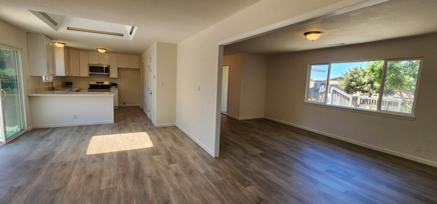 Detail Gallery Image 10 of 16 For 1458 Adams St, Salinas,  CA 93906 - 3 Beds | 2 Baths