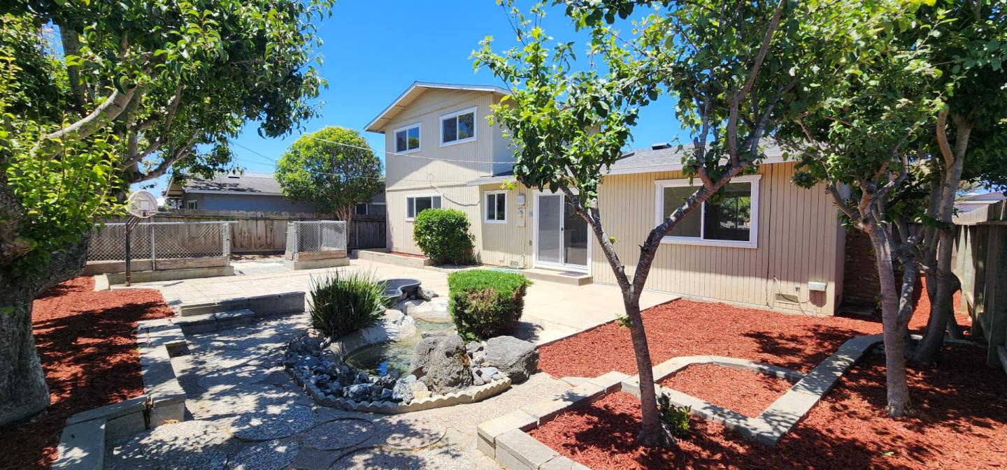 Detail Gallery Image 15 of 16 For 1458 Adams St, Salinas,  CA 93906 - 3 Beds | 2 Baths