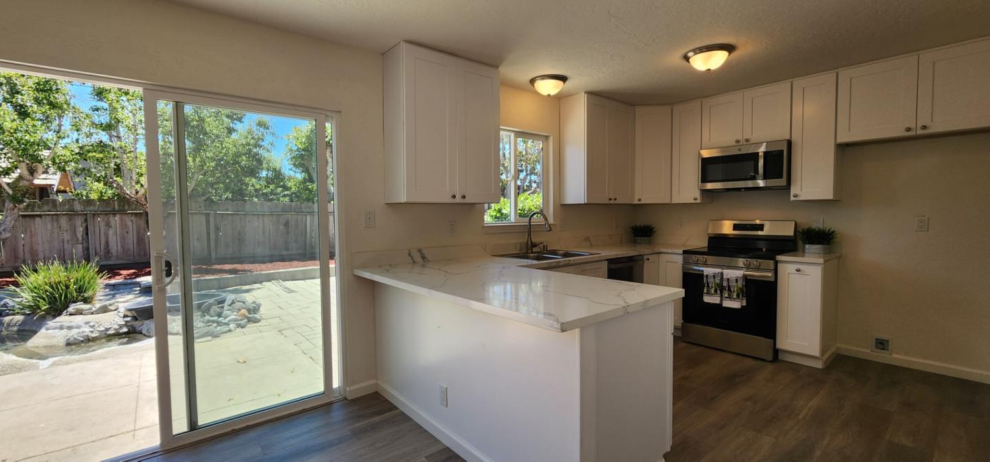 Detail Gallery Image 9 of 16 For 1458 Adams St, Salinas,  CA 93906 - 3 Beds | 2 Baths