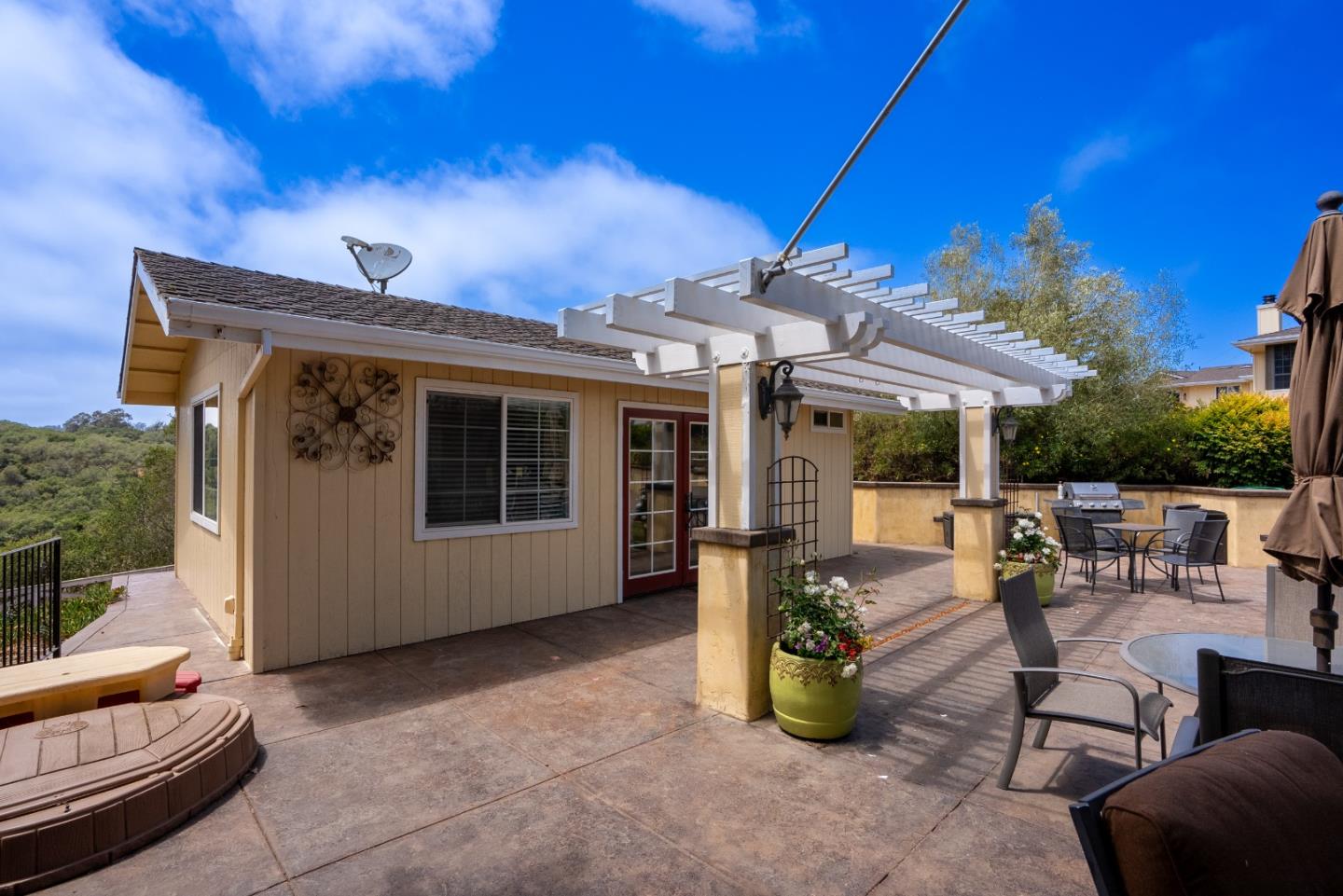 Detail Gallery Image 24 of 71 For 3225 Hillman Ln, Royal Oaks,  CA 95076 - 2 Beds | 2 Baths