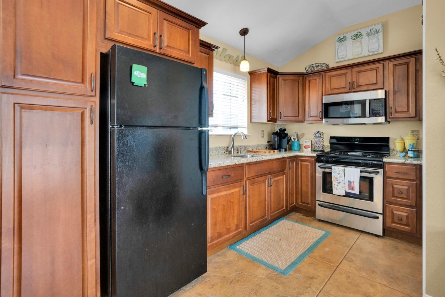 Detail Gallery Image 29 of 71 For 3225 Hillman Ln, Royal Oaks,  CA 95076 - 2 Beds | 2 Baths