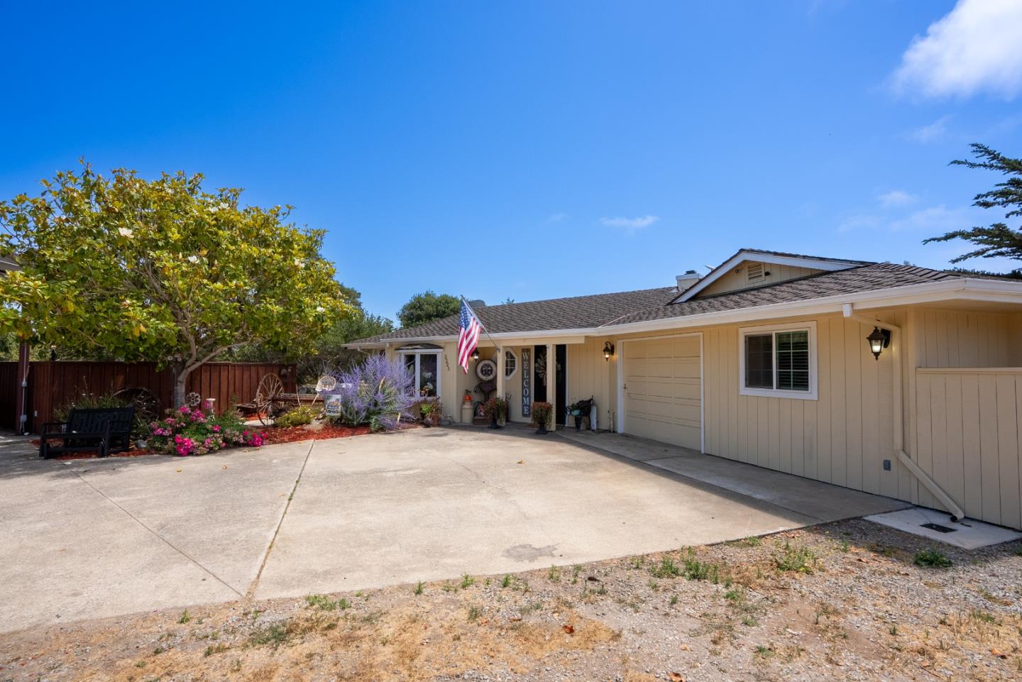 Detail Gallery Image 3 of 71 For 3225 Hillman Ln, Royal Oaks,  CA 95076 - 2 Beds | 2 Baths