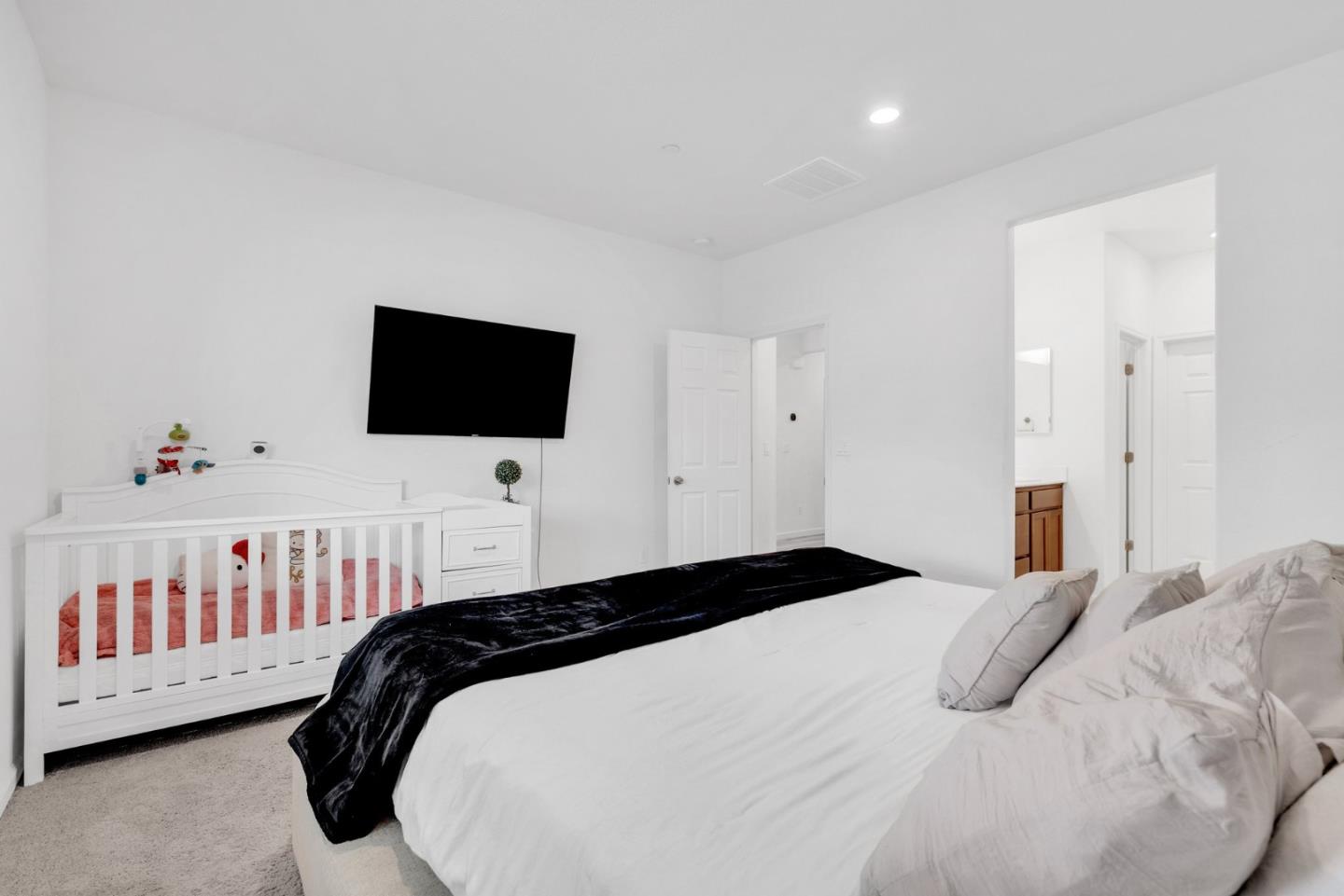 Detail Gallery Image 15 of 36 For 673 Dorset Dr, Patterson,  CA 95363 - 3 Beds | 2 Baths