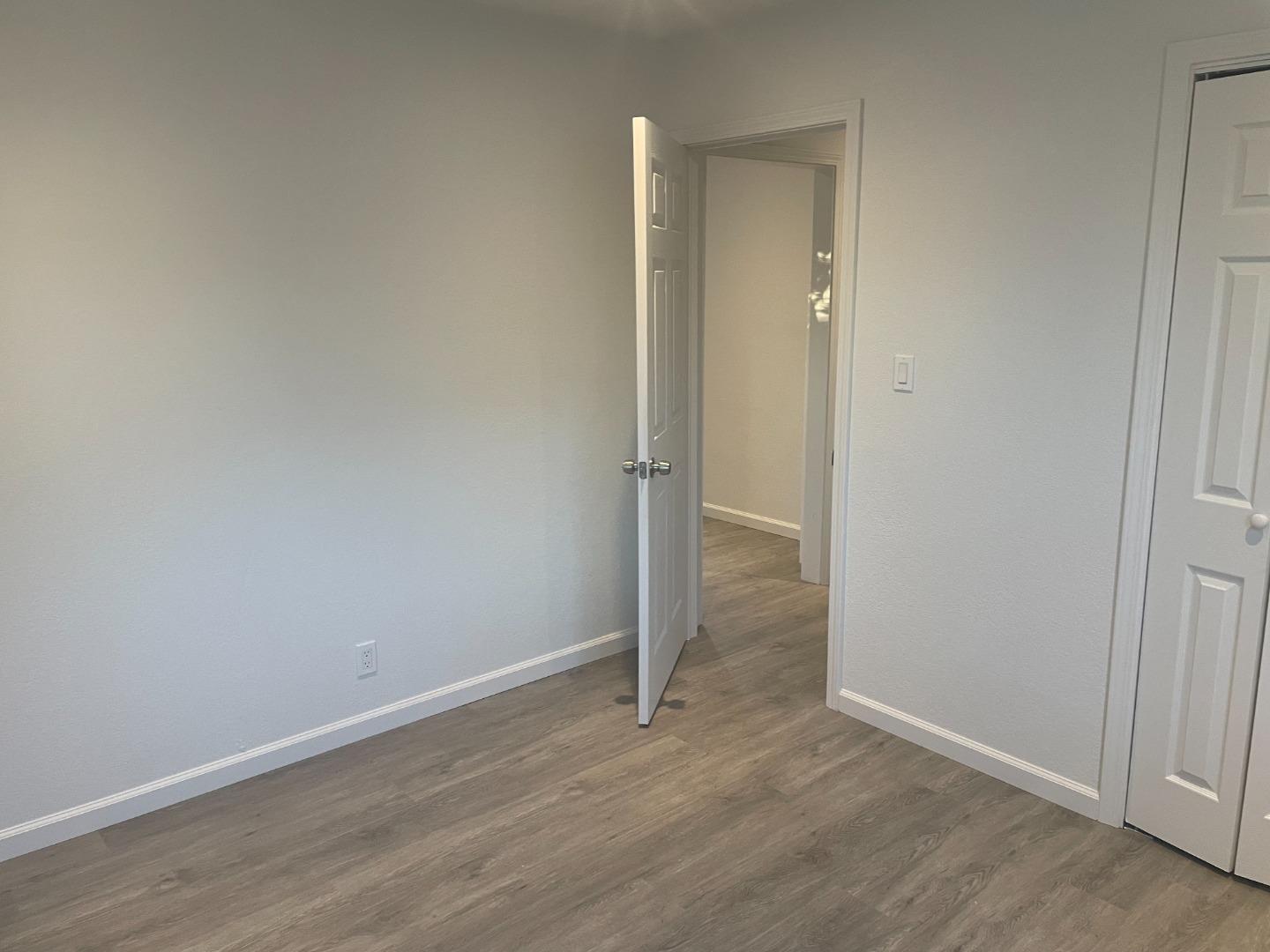 Detail Gallery Image 4 of 7 For 775 N 14th St, San Jose,  CA 95112 - – Beds | – Baths