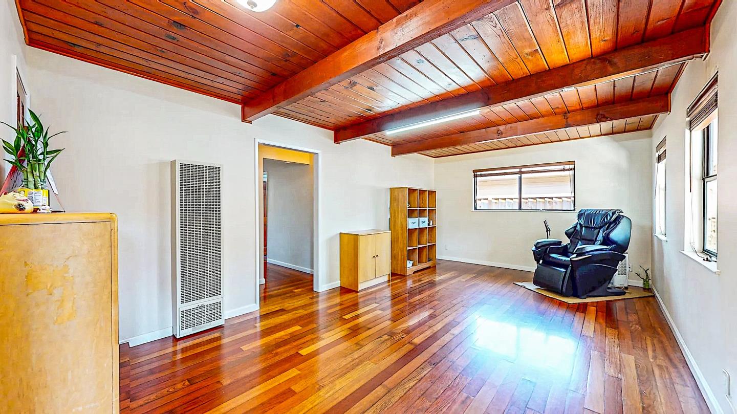 Detail Gallery Image 7 of 33 For 10321 Ashdale Dr, San Jose,  CA 95127 - 3 Beds | 2 Baths