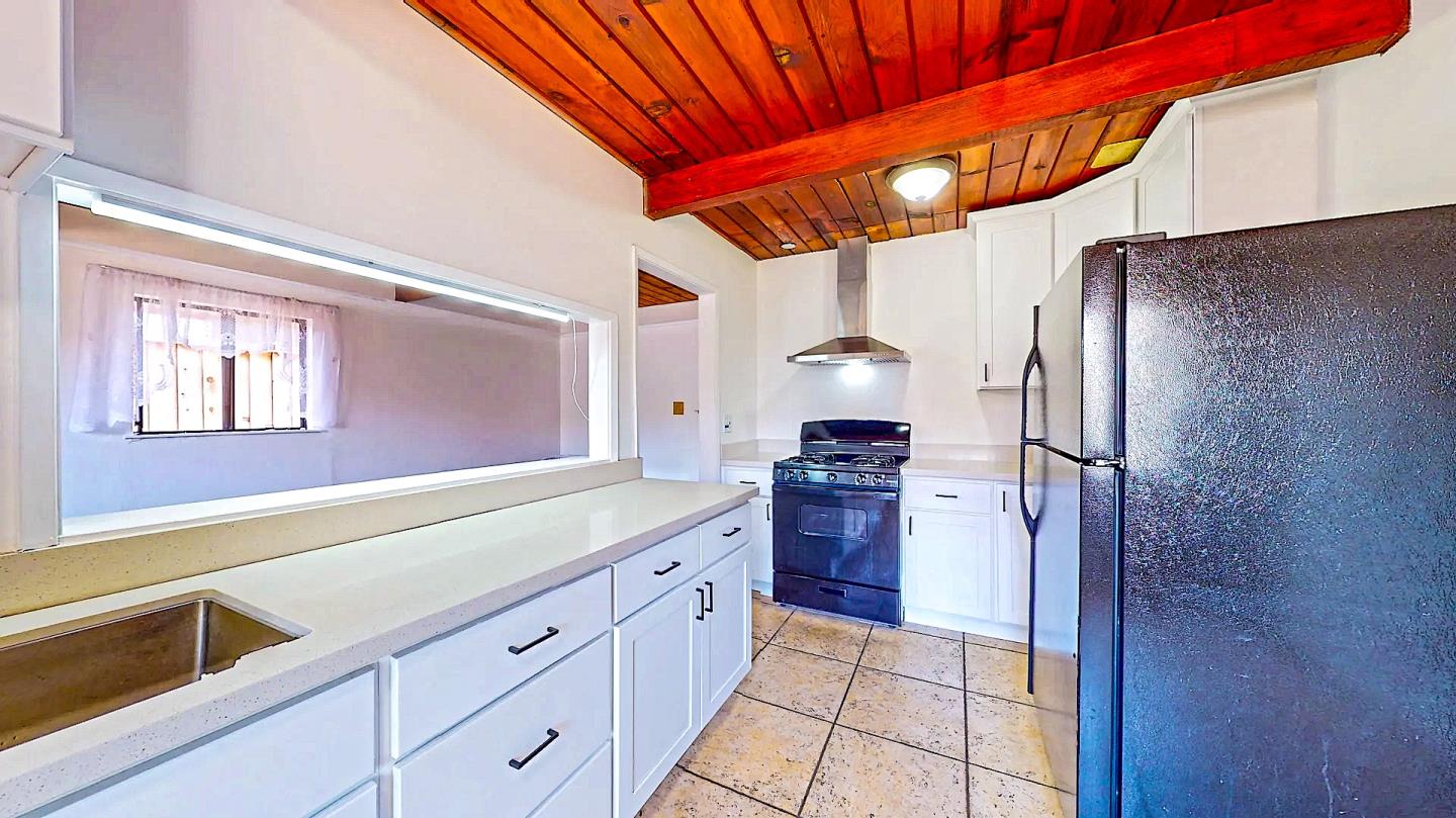 Detail Gallery Image 9 of 33 For 10321 Ashdale Dr, San Jose,  CA 95127 - 3 Beds | 2 Baths