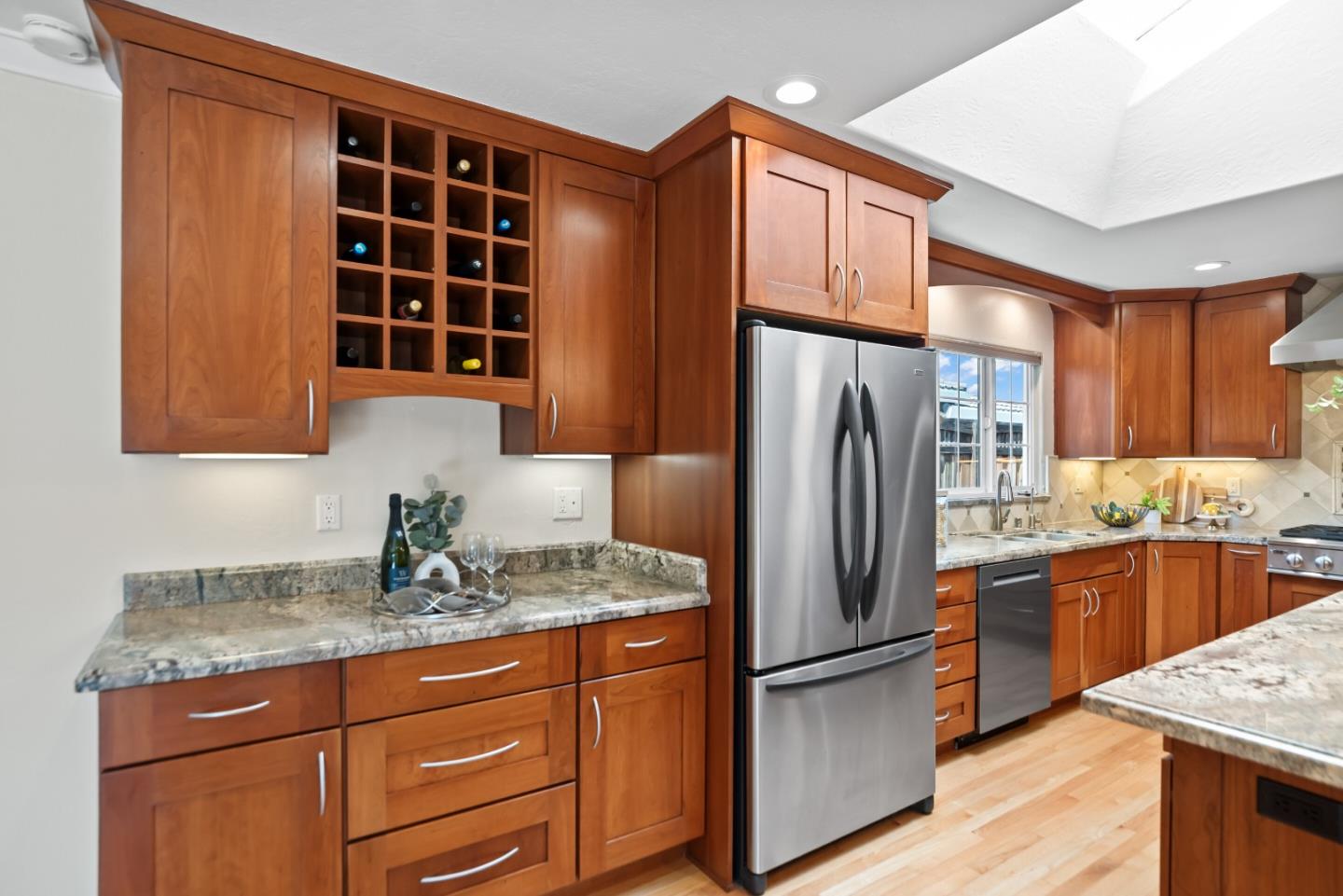 Detail Gallery Image 12 of 33 For 5043 Maitland Dr, San Jose,  CA 95124 - 4 Beds | 2 Baths