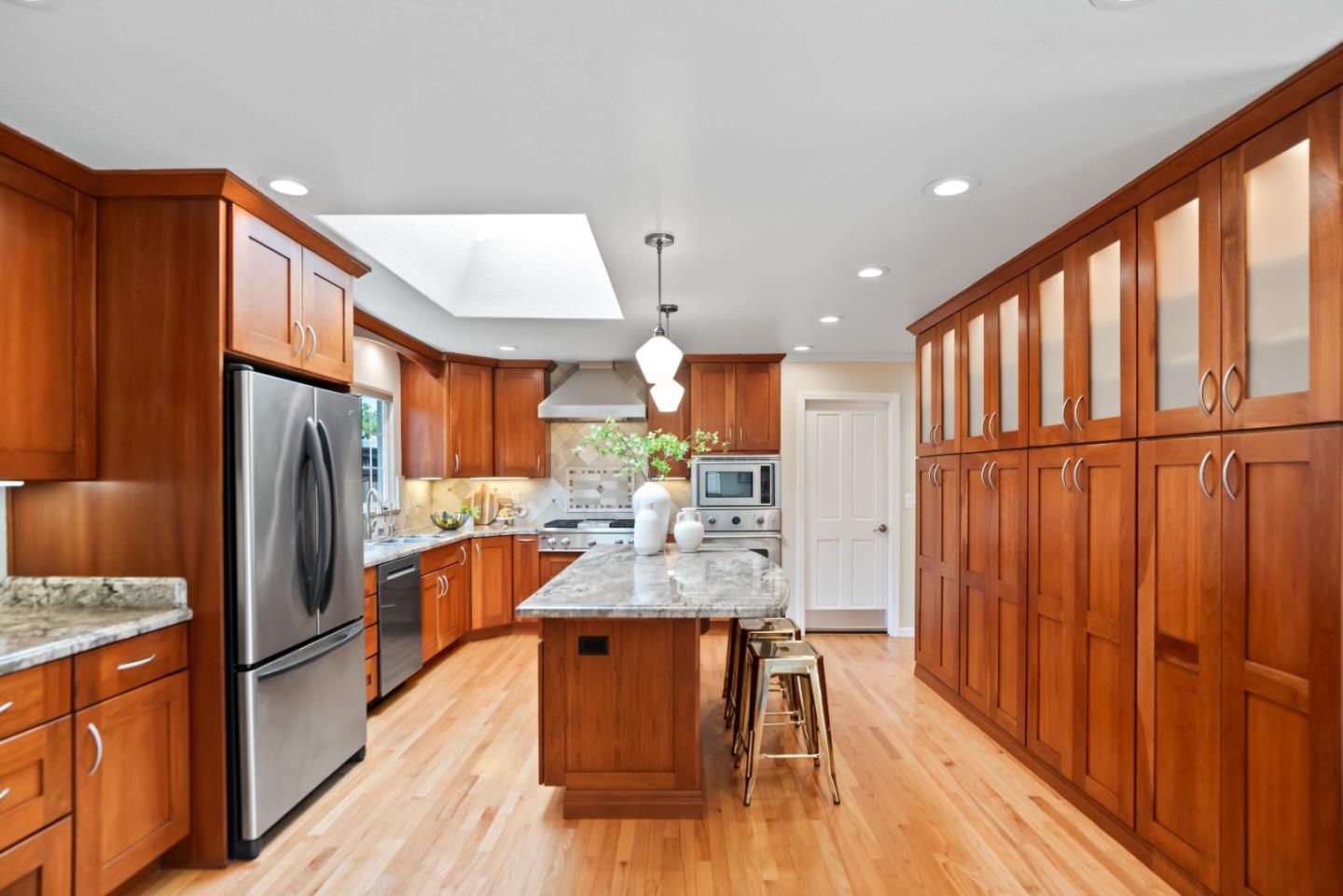 Detail Gallery Image 14 of 33 For 5043 Maitland Dr, San Jose,  CA 95124 - 4 Beds | 2 Baths
