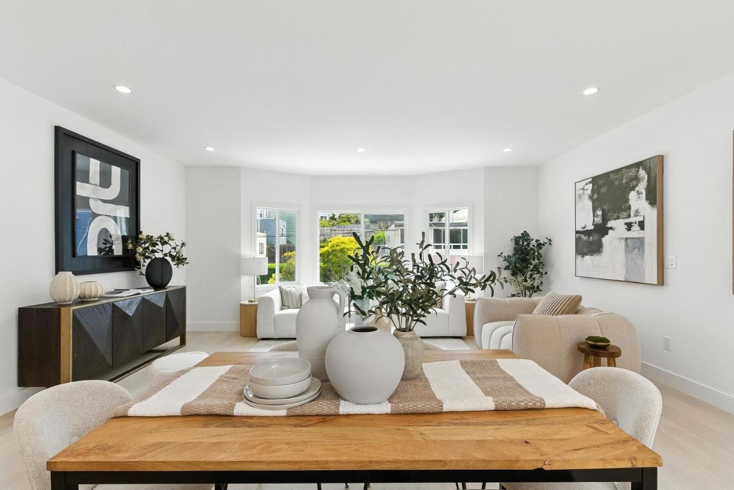 Detail Gallery Image 13 of 74 For 1815 18th Ave, San Francisco,  CA 94122 - 3 Beds | 3/1 Baths