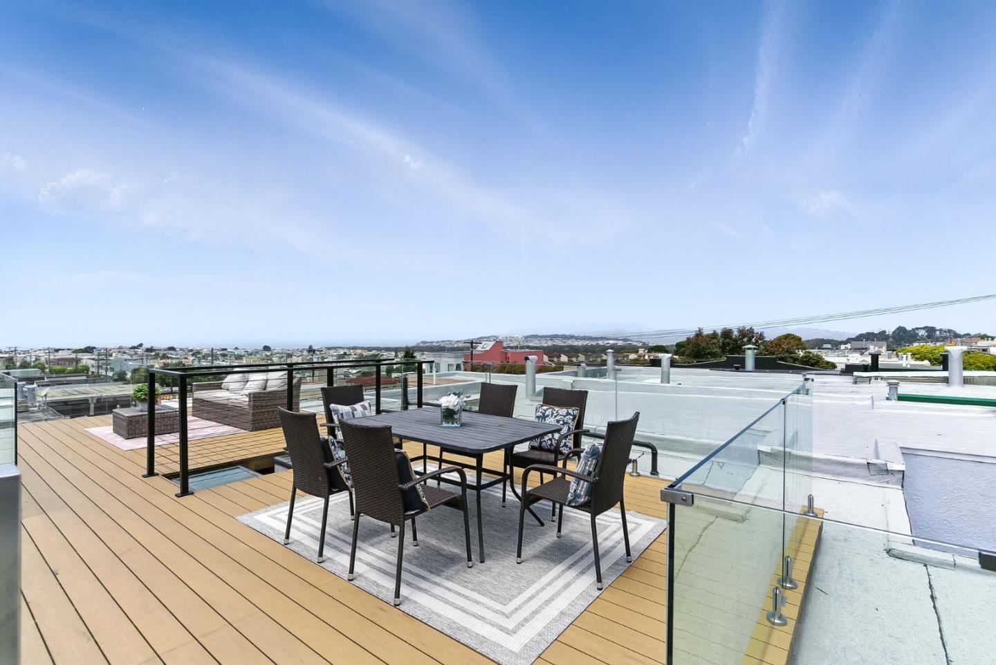 Detail Gallery Image 18 of 74 For 1815 18th Ave, San Francisco,  CA 94122 - 3 Beds | 3/1 Baths