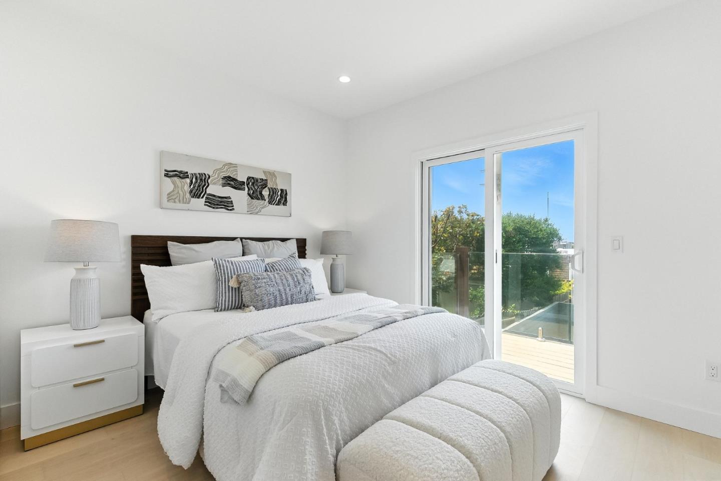 Detail Gallery Image 30 of 74 For 1815 18th Ave, San Francisco,  CA 94122 - 3 Beds | 3/1 Baths