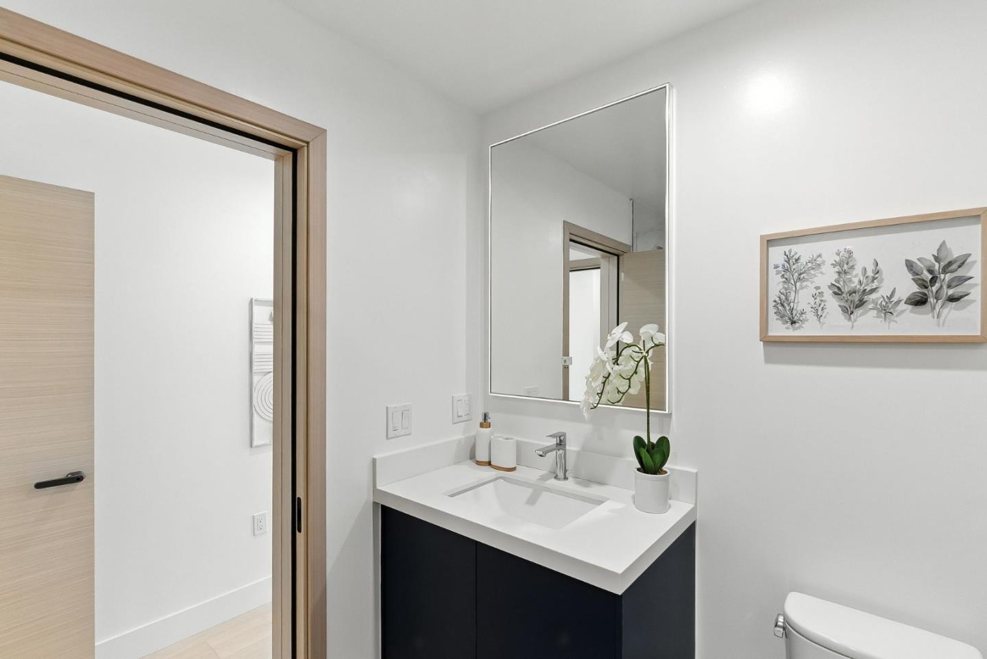 Detail Gallery Image 34 of 74 For 1815 18th Ave, San Francisco,  CA 94122 - 3 Beds | 3/1 Baths