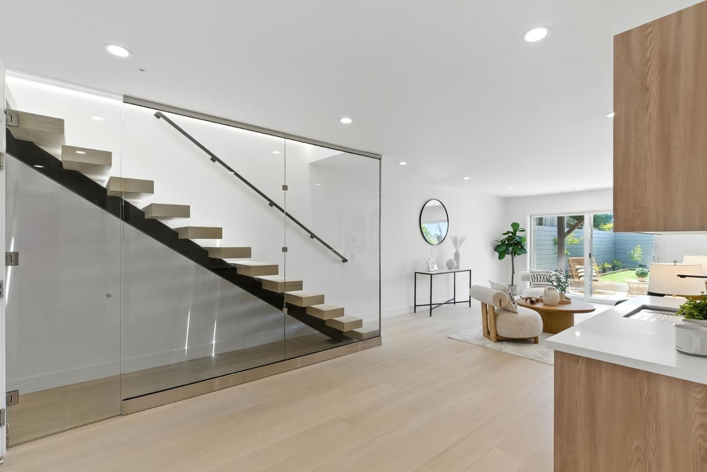 Detail Gallery Image 50 of 74 For 1815 18th Ave, San Francisco,  CA 94122 - 3 Beds | 3/1 Baths