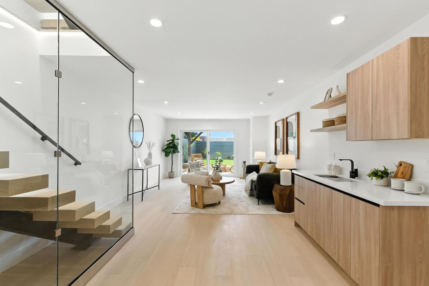 Detail Gallery Image 63 of 74 For 1815 18th Ave, San Francisco,  CA 94122 - 3 Beds | 3/1 Baths