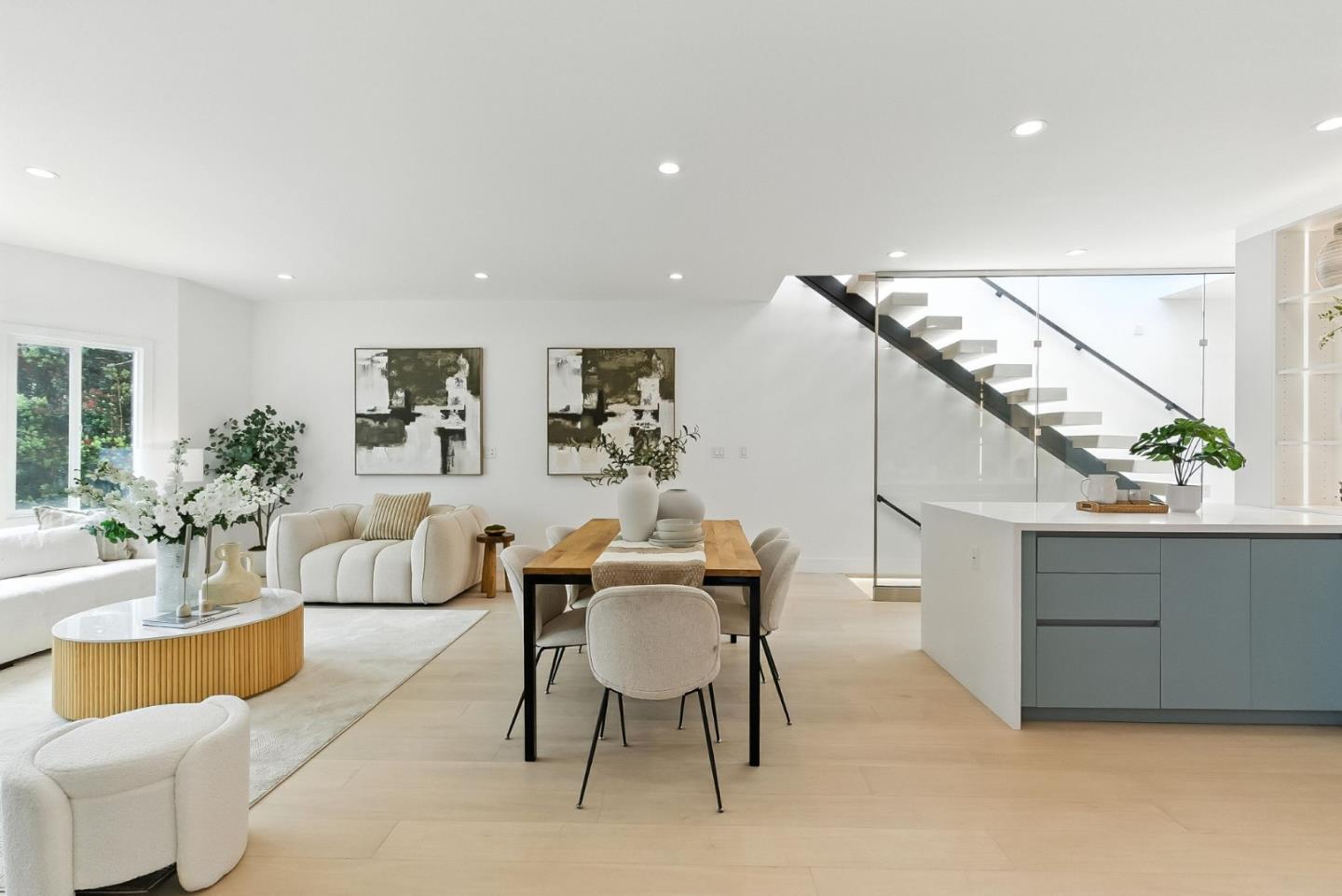 Detail Gallery Image 7 of 74 For 1815 18th Ave, San Francisco,  CA 94122 - 3 Beds | 3/1 Baths