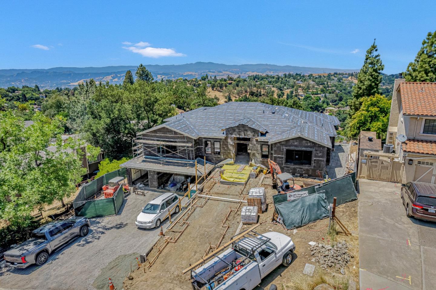 Detail Gallery Image 17 of 23 For 15860 Jackson Oaks Dr, Morgan Hill,  CA 95037 - 6 Beds | 6/1 Baths