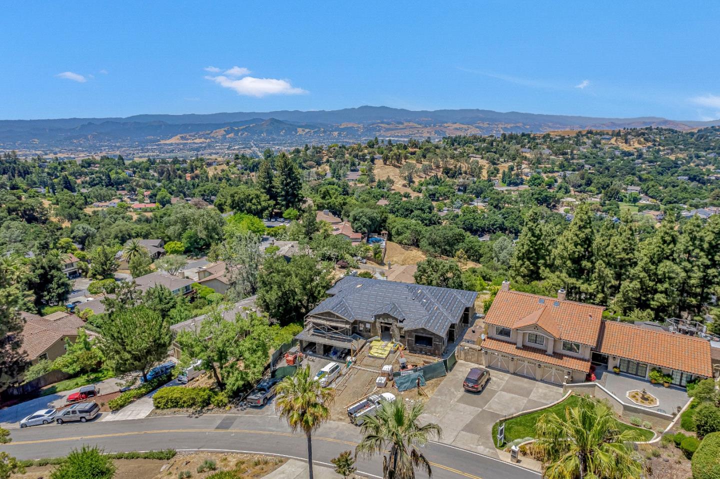 Detail Gallery Image 19 of 23 For 15860 Jackson Oaks Dr, Morgan Hill,  CA 95037 - 6 Beds | 6/1 Baths
