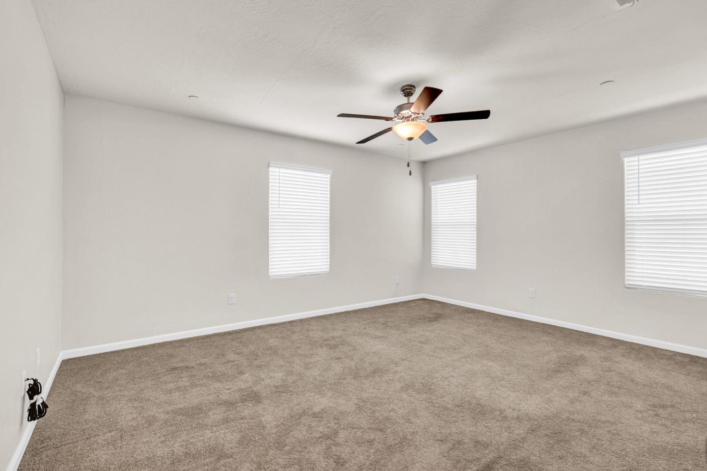 Detail Gallery Image 13 of 28 For 274 White Rim Ct, Merced,  CA 95341 - 4 Beds | 3 Baths
