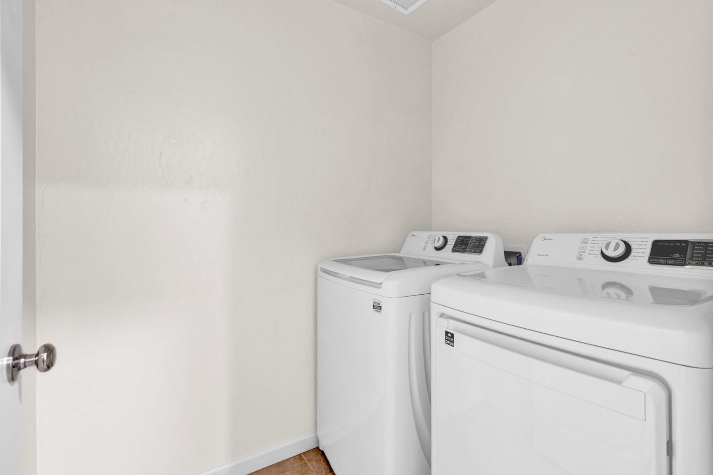 Detail Gallery Image 22 of 28 For 274 White Rim Ct, Merced,  CA 95341 - 4 Beds | 3 Baths