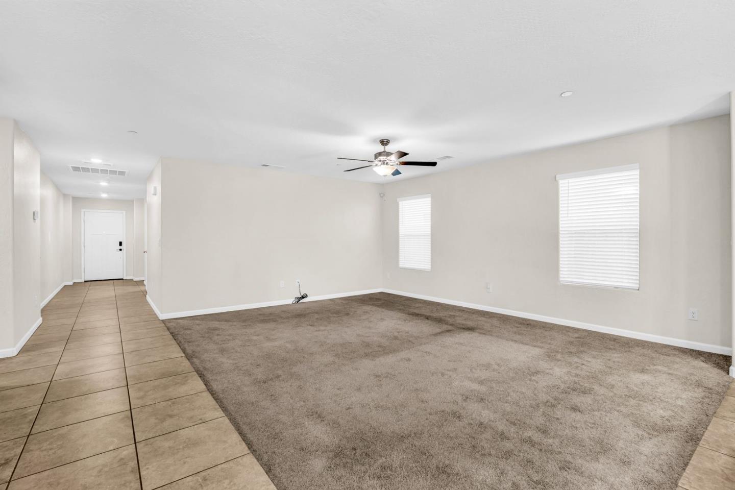 Detail Gallery Image 4 of 28 For 274 White Rim Ct, Merced,  CA 95341 - 4 Beds | 3 Baths