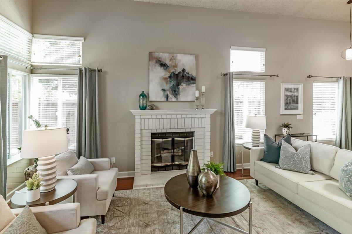 Detail Gallery Image 7 of 28 For 2952 Carrington Ct, San Jose,  CA 95125 - 3 Beds | 2/1 Baths