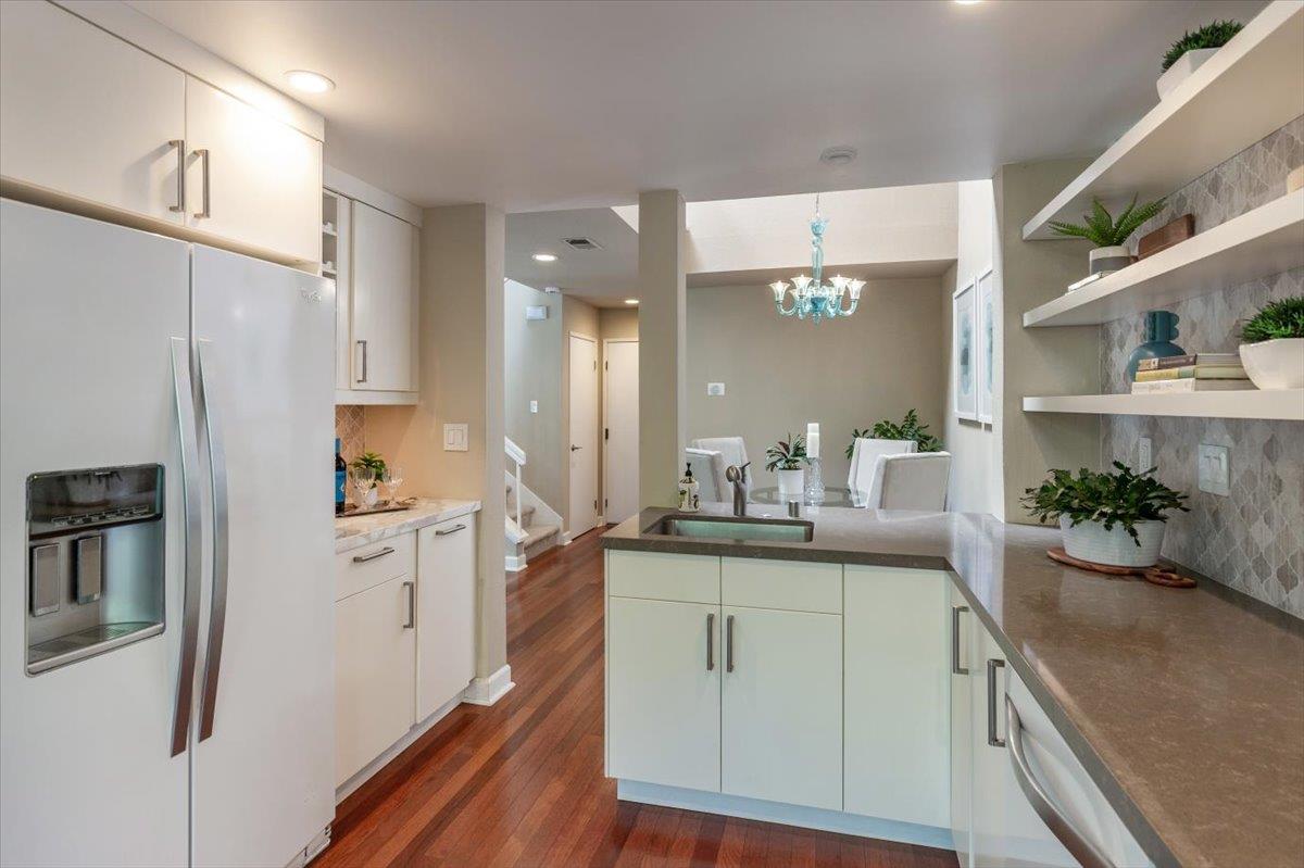 Detail Gallery Image 8 of 28 For 2952 Carrington Ct, San Jose,  CA 95125 - 3 Beds | 2/1 Baths