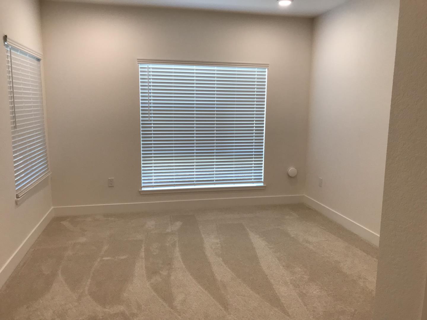 Detail Gallery Image 10 of 21 For 1853 Almaden Rd #106,  San Jose,  CA 95125 - 2 Beds | 2 Baths