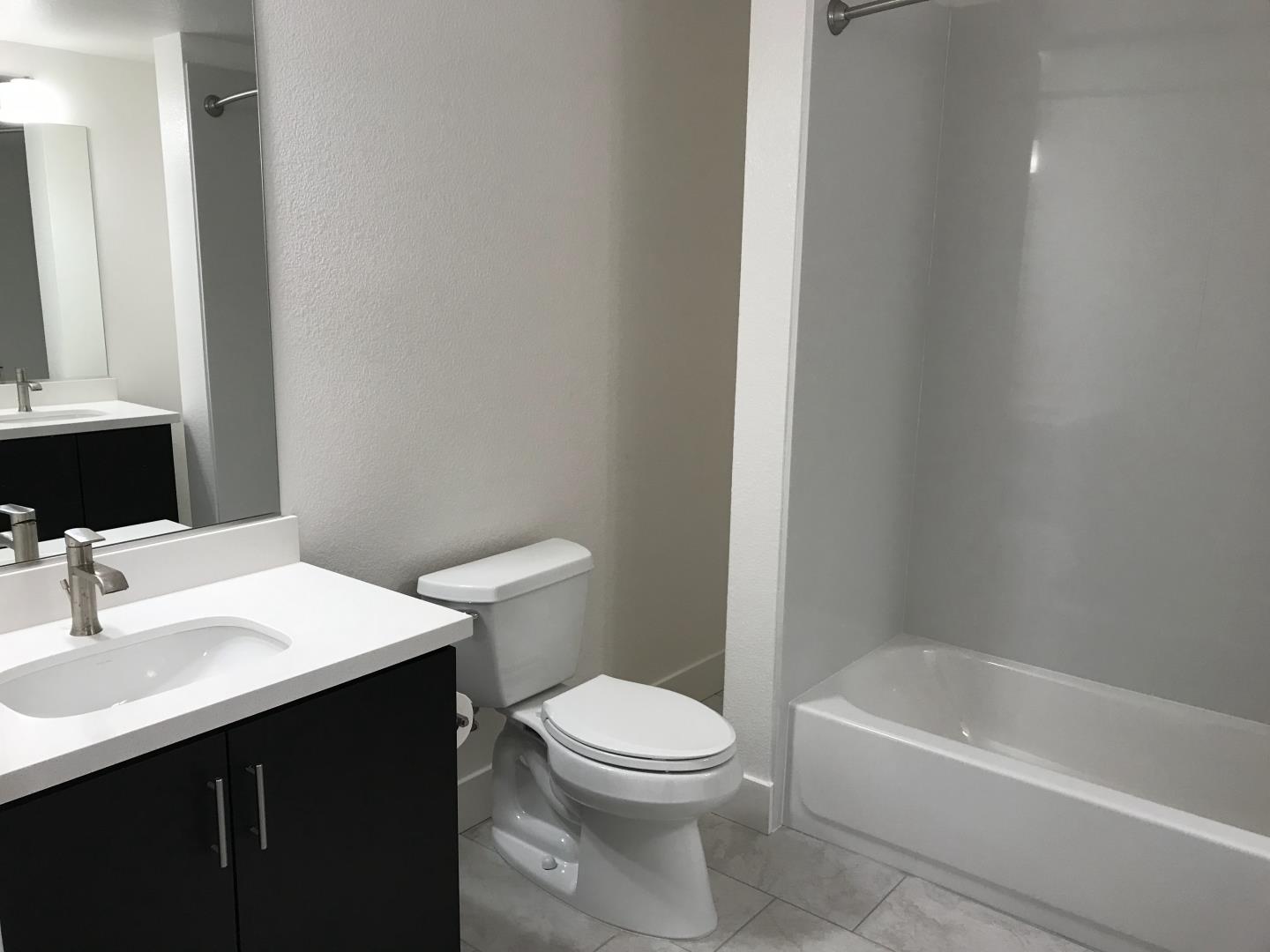 Detail Gallery Image 12 of 21 For 1853 Almaden Rd #106,  San Jose,  CA 95125 - 2 Beds | 2 Baths