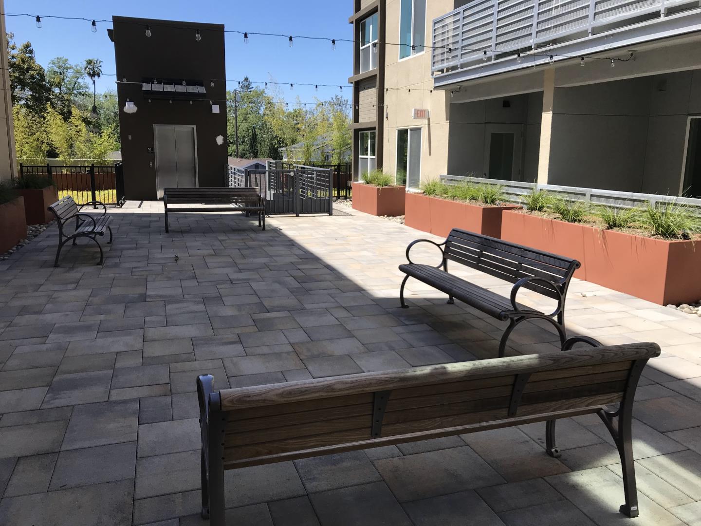 Detail Gallery Image 17 of 21 For 1853 Almaden Rd #106,  San Jose,  CA 95125 - 2 Beds | 2 Baths