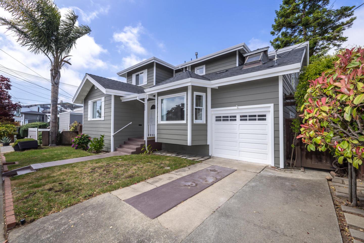 Detail Gallery Image 2 of 38 For 409 Cherry Ave, San Bruno,  CA 94066 - 3 Beds | 3 Baths