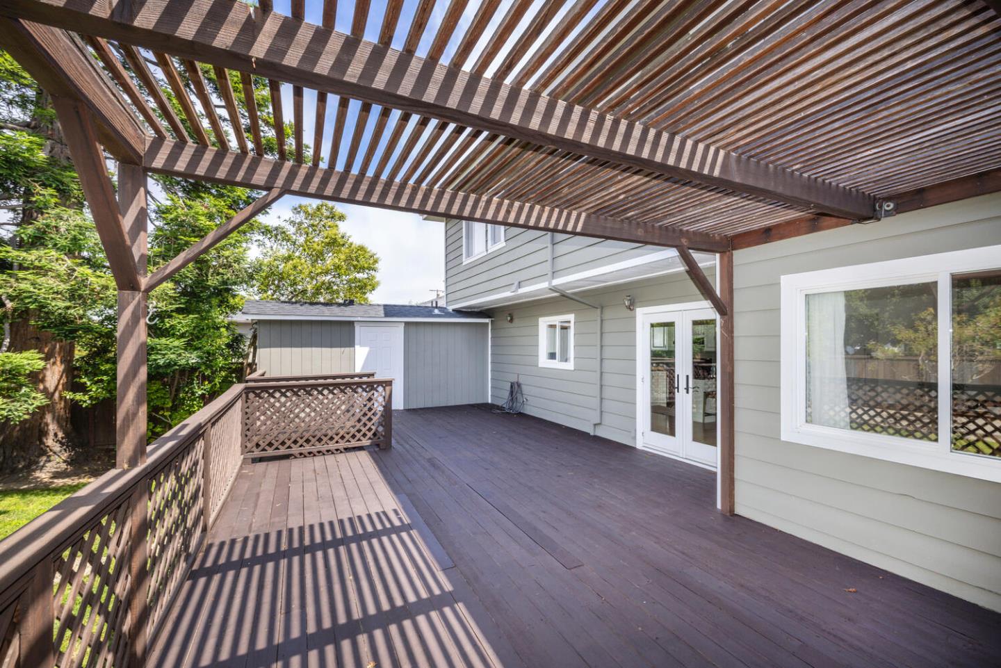 Detail Gallery Image 32 of 38 For 409 Cherry Ave, San Bruno,  CA 94066 - 3 Beds | 3 Baths