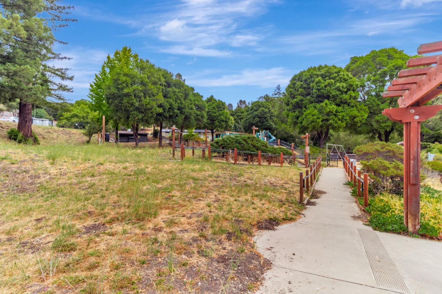Detail Gallery Image 24 of 27 For 141 Recreation Dr, La Honda,  CA 94020 - 1 Beds | 1 Baths