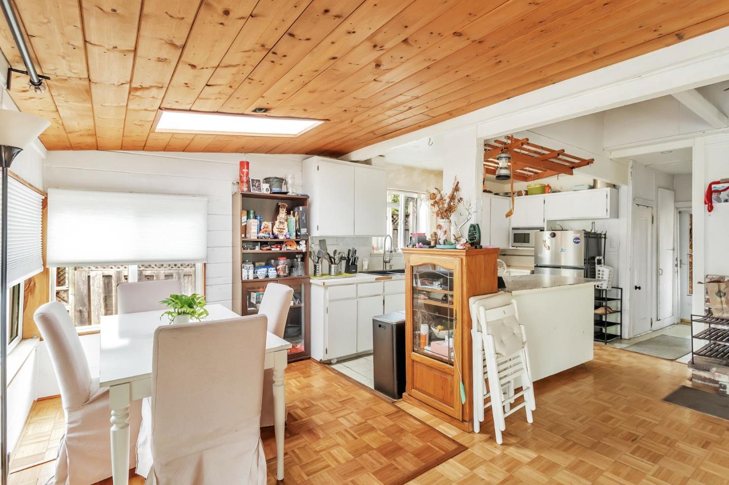 Detail Gallery Image 3 of 27 For 141 Recreation Dr, La Honda,  CA 94020 - 1 Beds | 1 Baths