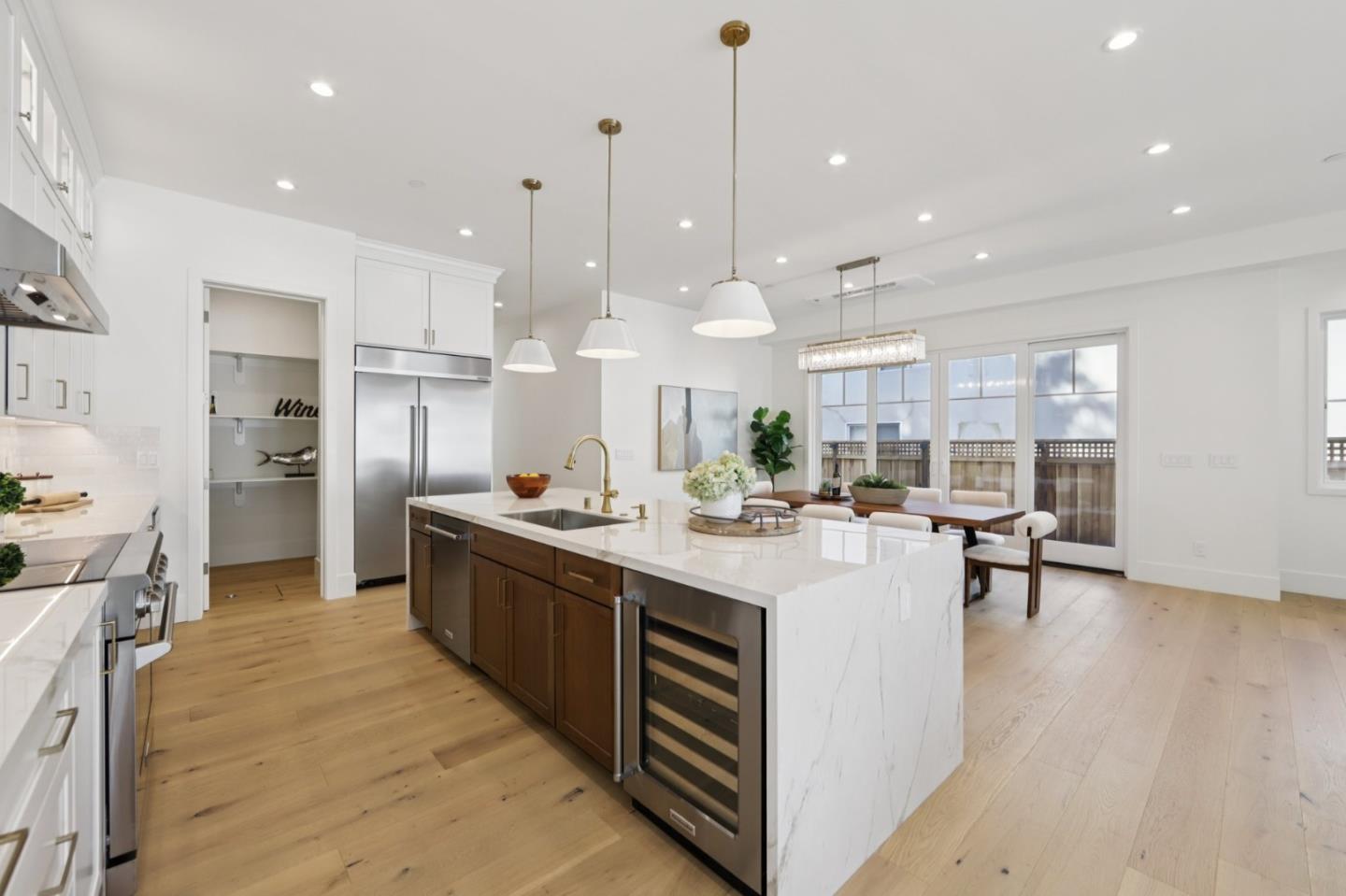 Detail Gallery Image 11 of 51 For 888 Pine Ave, San Jose,  CA 95125 - 5 Beds | 4 Baths