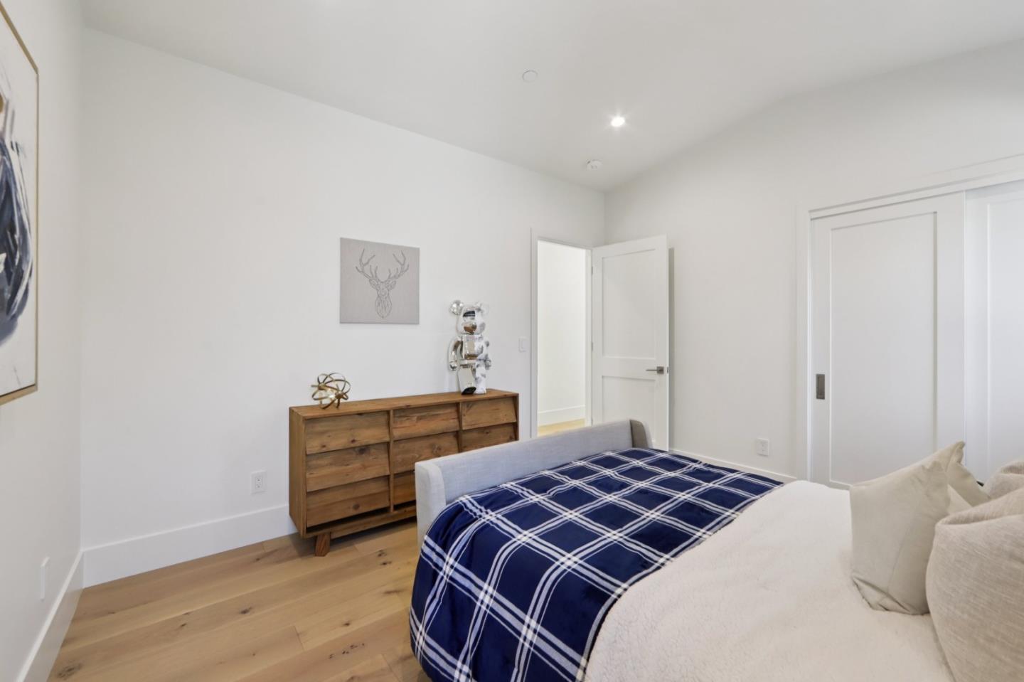 Detail Gallery Image 24 of 51 For 888 Pine Ave, San Jose,  CA 95125 - 5 Beds | 4 Baths