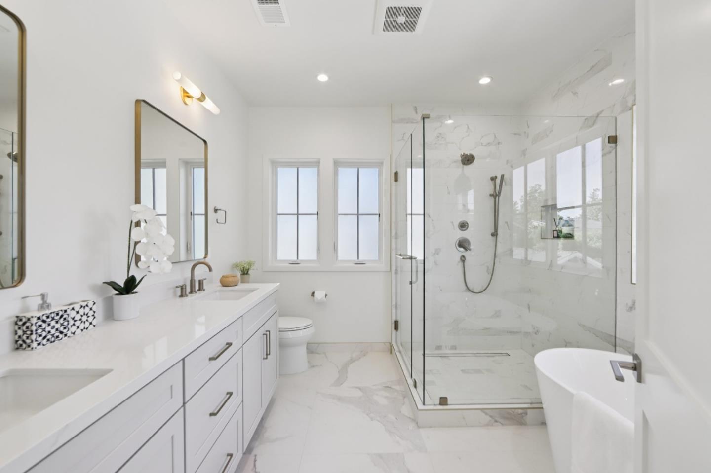 Detail Gallery Image 29 of 51 For 888 Pine Ave, San Jose,  CA 95125 - 5 Beds | 4 Baths