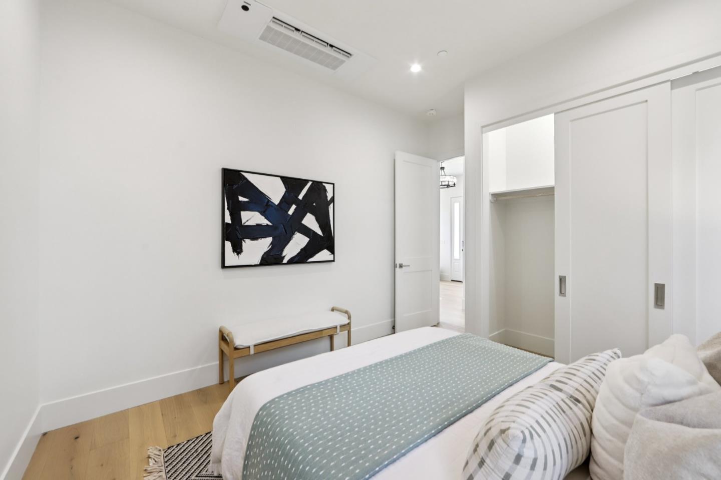 Detail Gallery Image 7 of 51 For 888 Pine Ave, San Jose,  CA 95125 - 5 Beds | 4 Baths