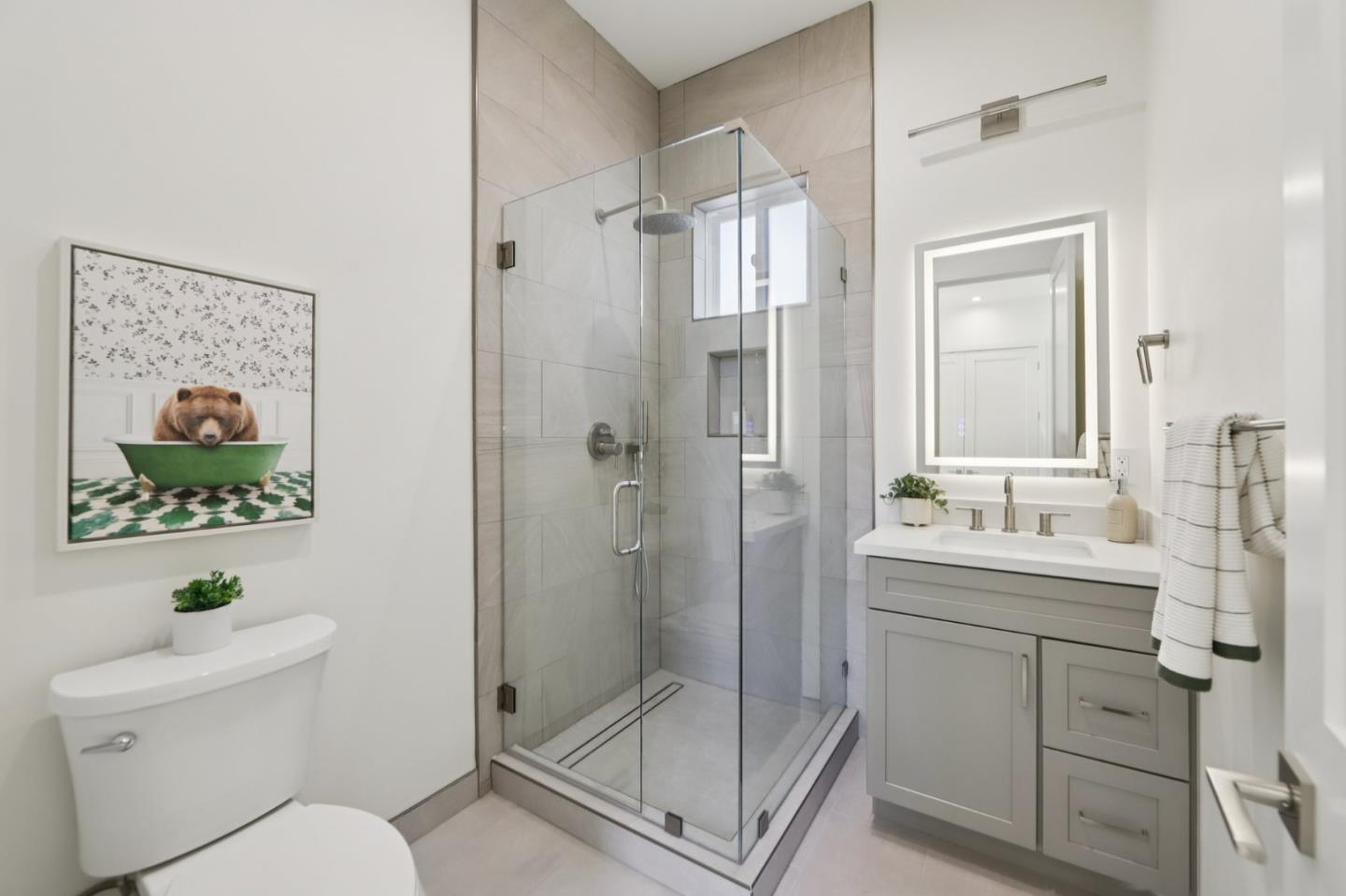 Detail Gallery Image 8 of 51 For 888 Pine Ave, San Jose,  CA 95125 - 5 Beds | 4 Baths