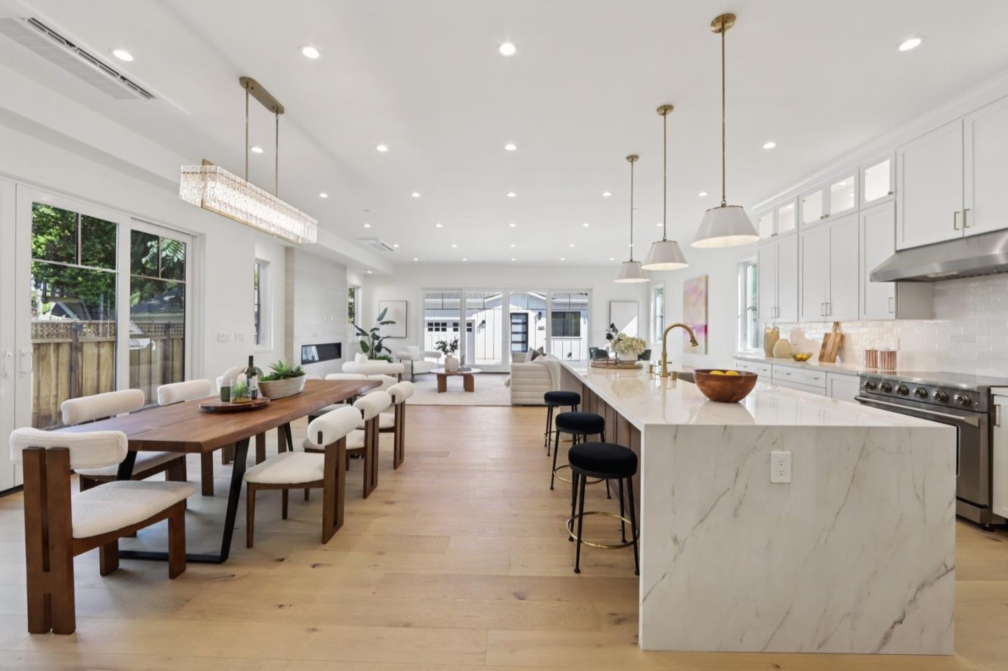 Detail Gallery Image 9 of 51 For 888 Pine Ave, San Jose,  CA 95125 - 5 Beds | 4 Baths