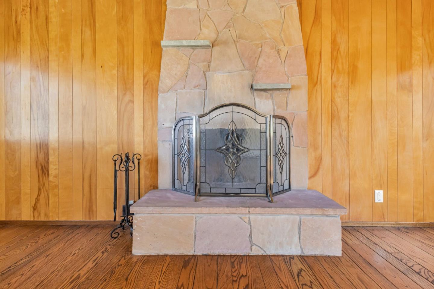 Detail Gallery Image 11 of 27 For 253 Humboldt Rd, Brisbane,  CA 94005 - 2 Beds | 1 Baths
