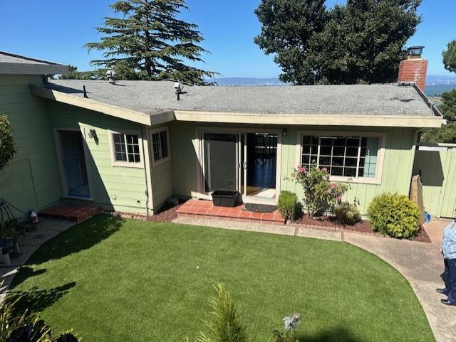 Detail Gallery Image 2 of 27 For 253 Humboldt Rd, Brisbane,  CA 94005 - 2 Beds | 1 Baths