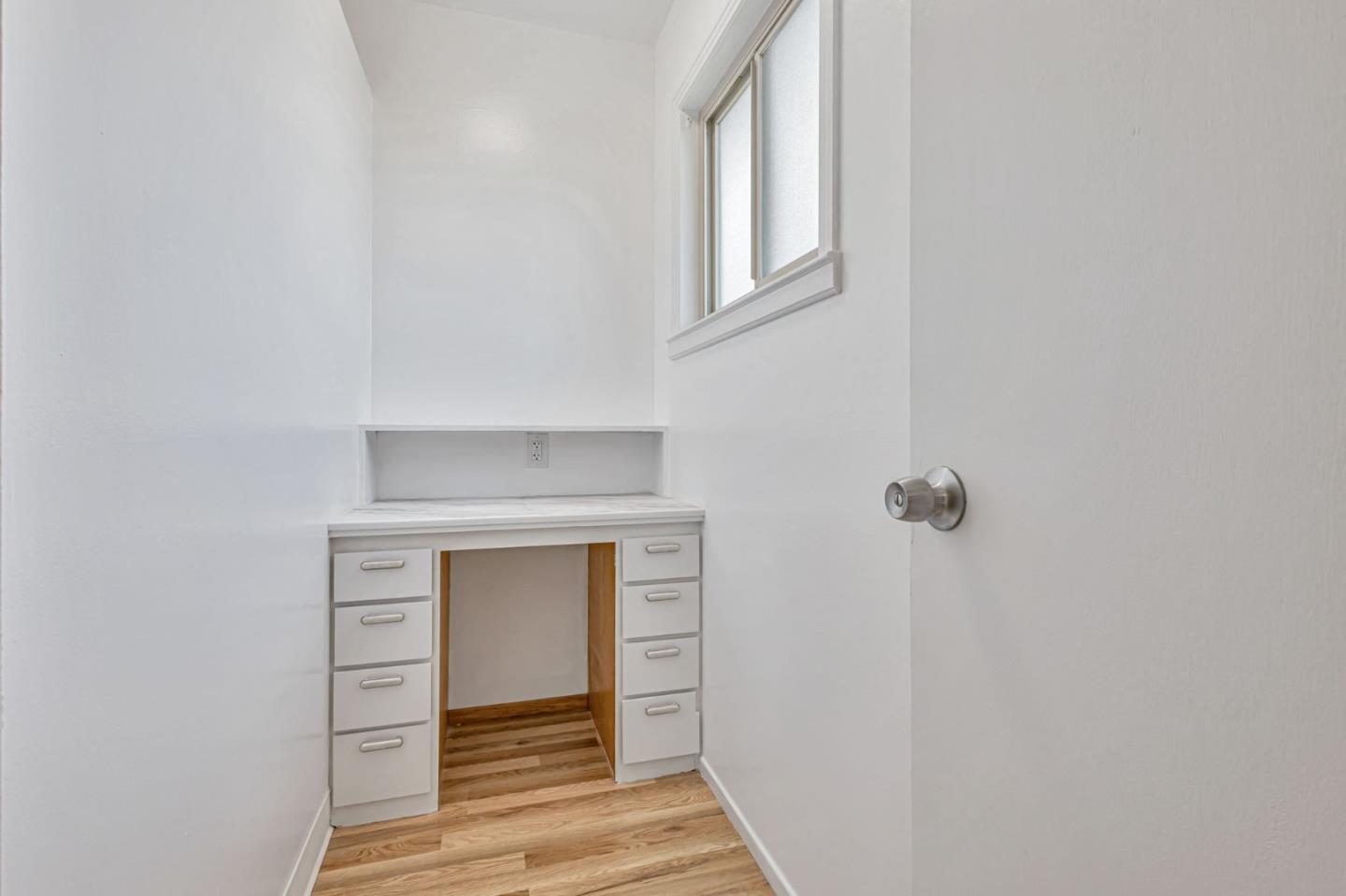 Detail Gallery Image 22 of 27 For 253 Humboldt Rd, Brisbane,  CA 94005 - 2 Beds | 1 Baths