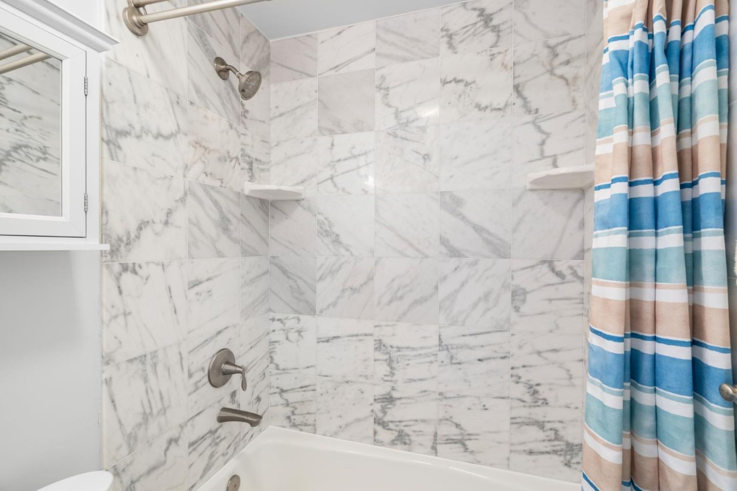 Detail Gallery Image 14 of 45 For 3 Pelican Pt, Watsonville,  CA 95076 - 3 Beds | 2 Baths