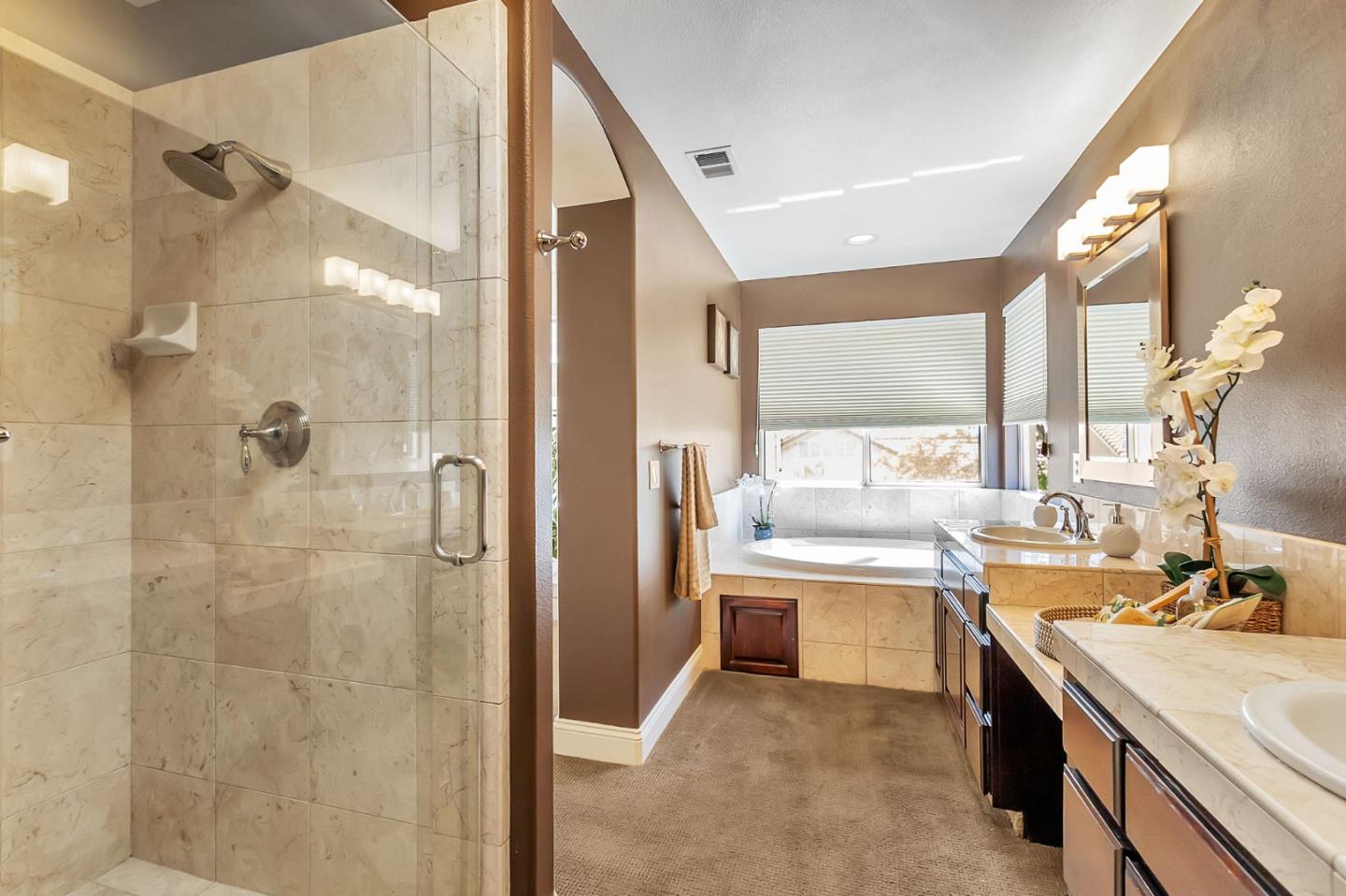 Detail Gallery Image 16 of 38 For 4793 Tuscany Cir, San Jose,  CA 95135 - 5 Beds | 3 Baths
