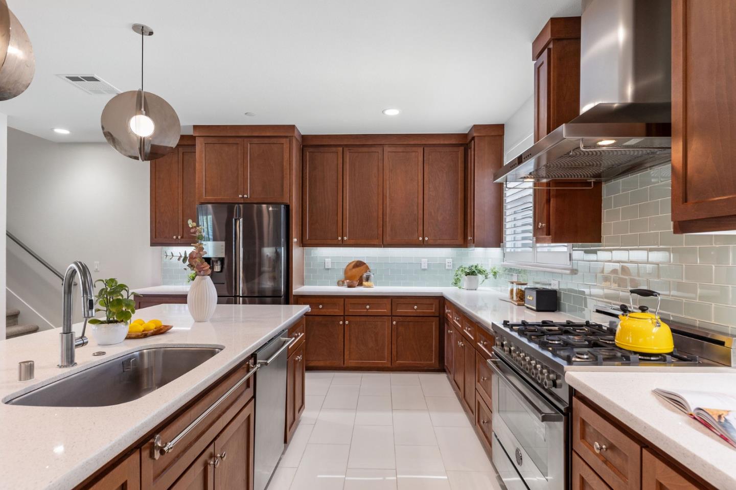 Detail Gallery Image 19 of 52 For 3057 Baze Rd, San Mateo,  CA 94403 - 4 Beds | 3/1 Baths
