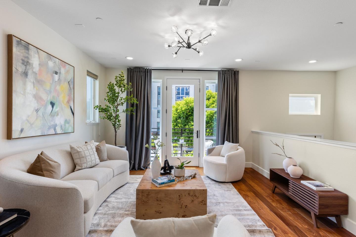 Detail Gallery Image 8 of 52 For 3057 Baze Rd, San Mateo,  CA 94403 - 4 Beds | 3/1 Baths