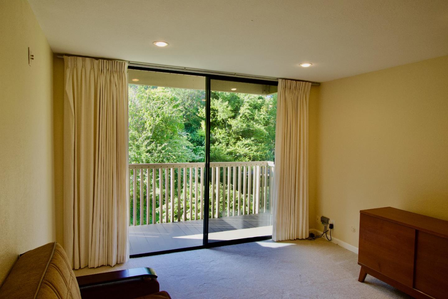 Detail Gallery Image 14 of 42 For 7203 Shelter Creek Ln, San Bruno,  CA 94066 - 1 Beds | 1 Baths