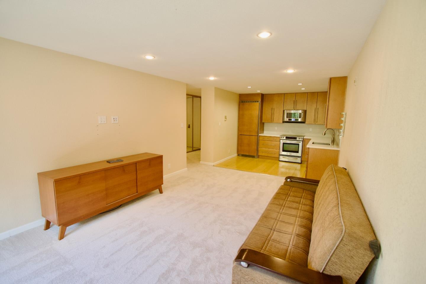 Detail Gallery Image 17 of 42 For 7203 Shelter Creek Ln, San Bruno,  CA 94066 - 1 Beds | 1 Baths