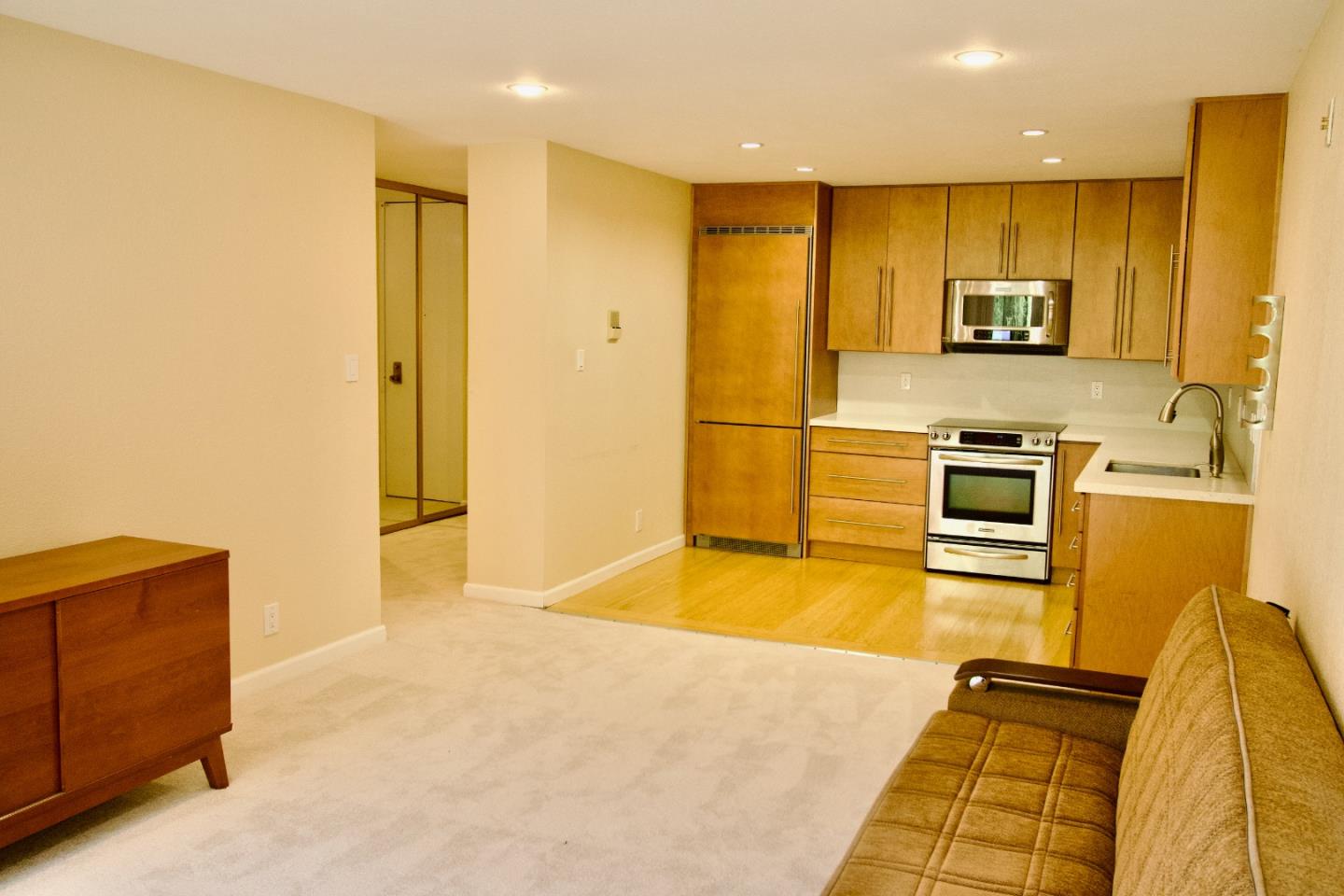 Detail Gallery Image 18 of 42 For 7203 Shelter Creek Ln, San Bruno,  CA 94066 - 1 Beds | 1 Baths